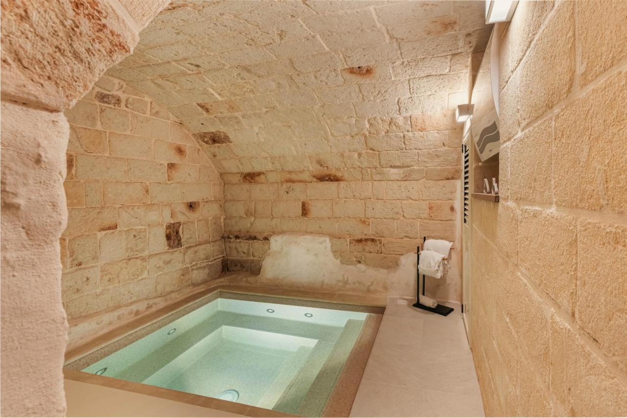 Exclusive - Suite Spa Con Idromassaggio Jacuzzi Fasano Extérieur photo